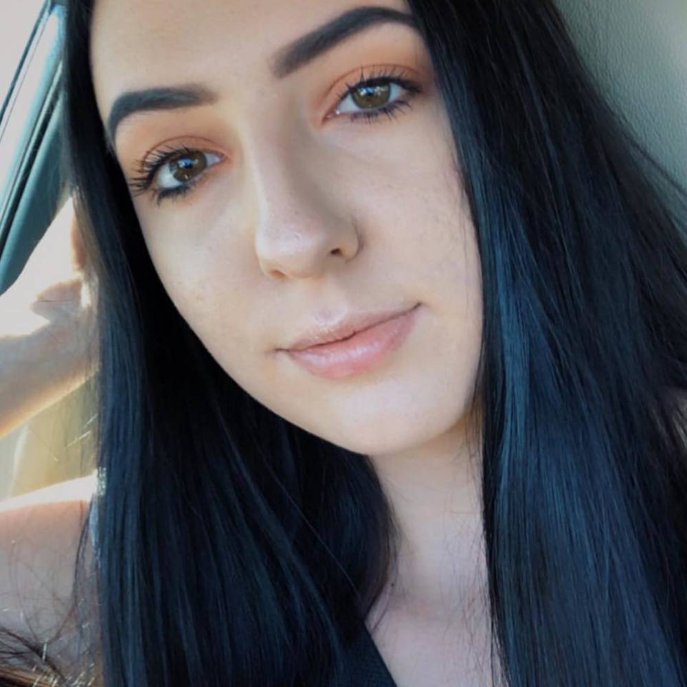 Meet your Posher, Breanna